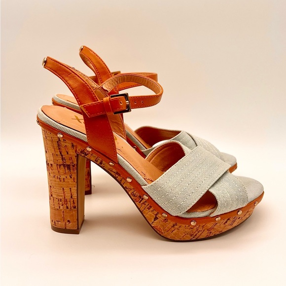 XOXO Shoes - XOXO Plaid Platform Heels - Size 6.5 - Trendy Jean Blue and Light Brown Design